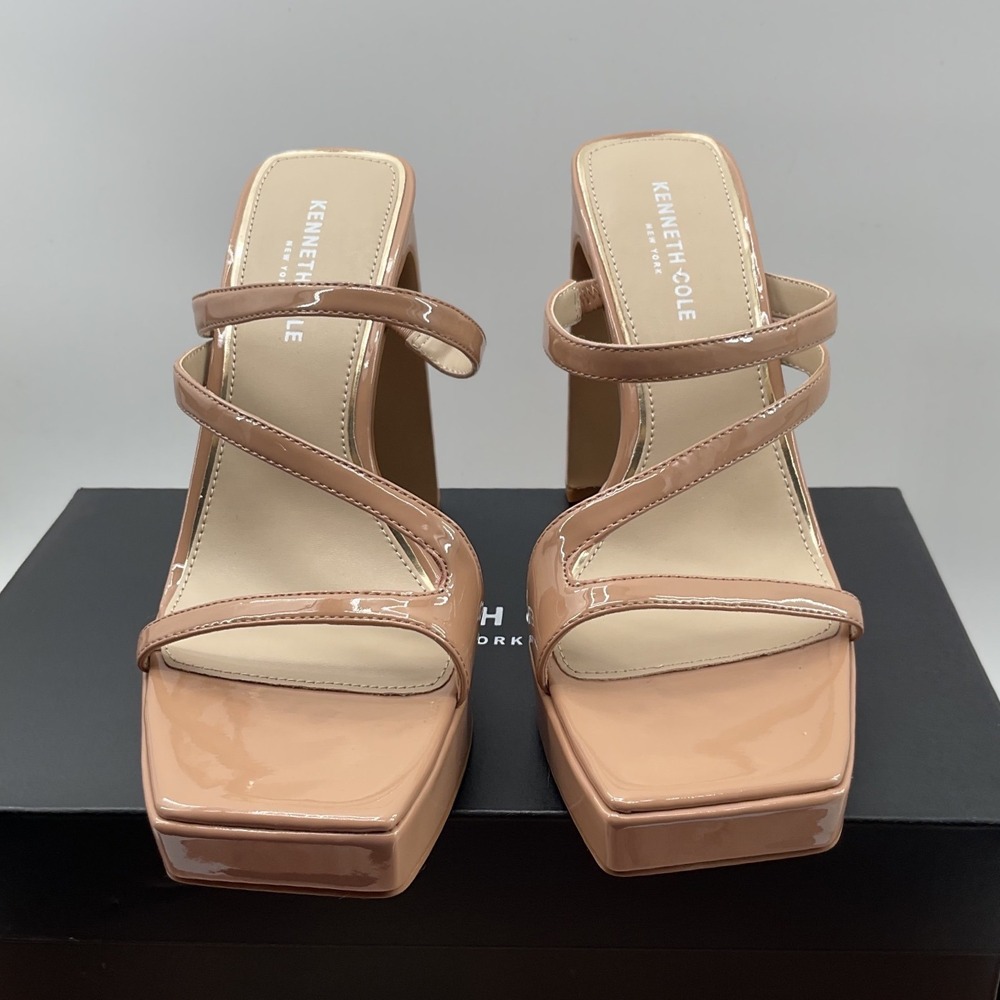 Kenneth Cole New York Tala Buff Patent Platform Block Heel Sandals 8.5 Nude